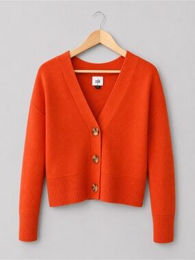 Cabi Orange Cropped Cardigan Sweater V-Neck Button Front Cozy Knit 6652